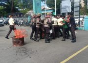 Polres Banggai Gelar Simulasi Tanggap Darurat di Kantor PLN Luwuk