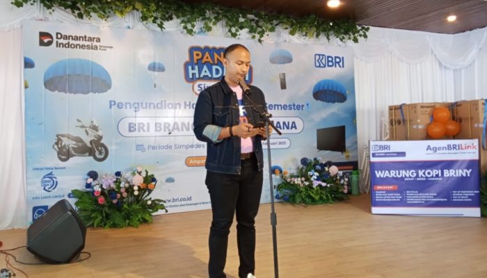 Meriah!! BRI Cabang Ampana Gelar Panen Hadiah Simpedes Bagikan Doorprize Kepada Masyarakat Gemar Menabung