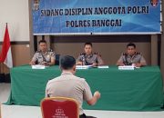 Wakapolres Banggai Pimpin Sidang Disiplin Dua Personelnya Melakukan Pelanggaran
