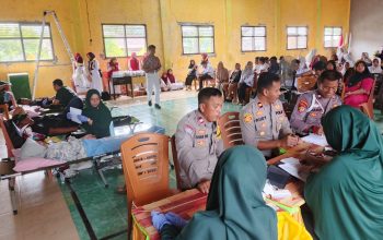 Personel Polsek Batui Ikuti Aksi Donor Darah