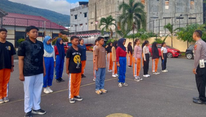 Satlantas Polres Banggai Gelar Latkatpuan Bagi Pelajar Yang Tergabung Dalam PKS
