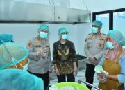 Kapolda Sidak Dapur SPPG Polda Sulteng, Pastikan Layak Produksi Makanan 