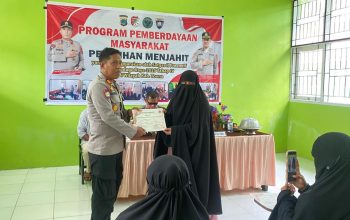 Wakapolres Touna Tutup Program Pelatihan Menjahit 